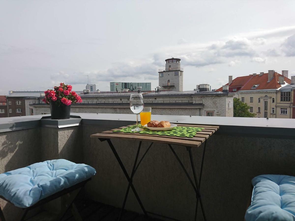 Apartment Center Raua With Balcony Tallinn